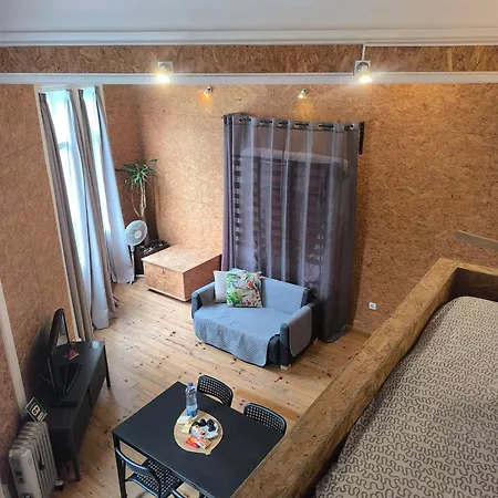 Апартаменты Train