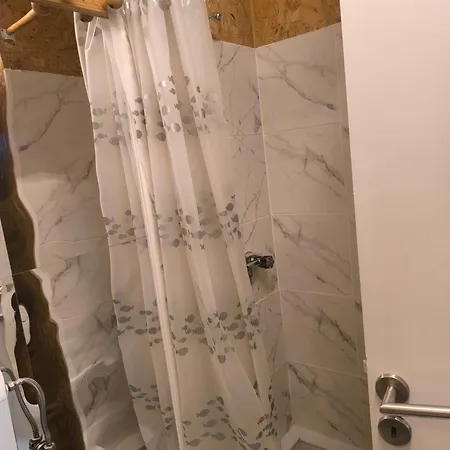 Апартаменты Train