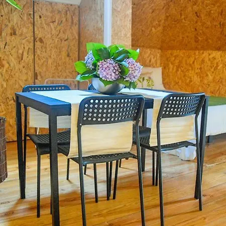 Апартаменты Train Авейру