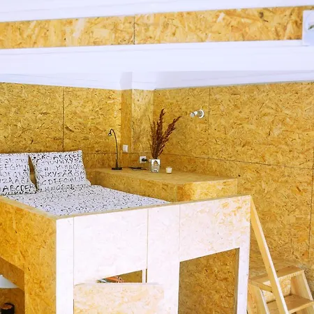 Апартаменты Train