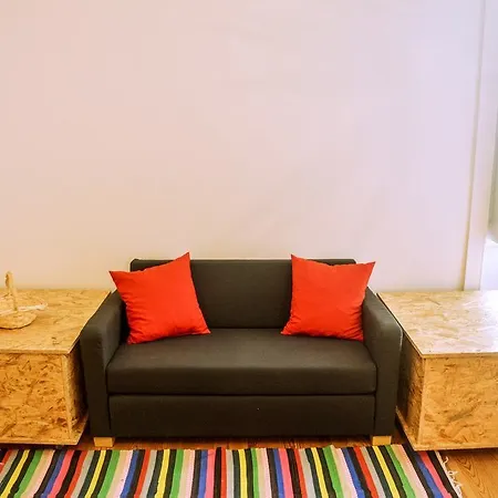 Апартаменты Train *