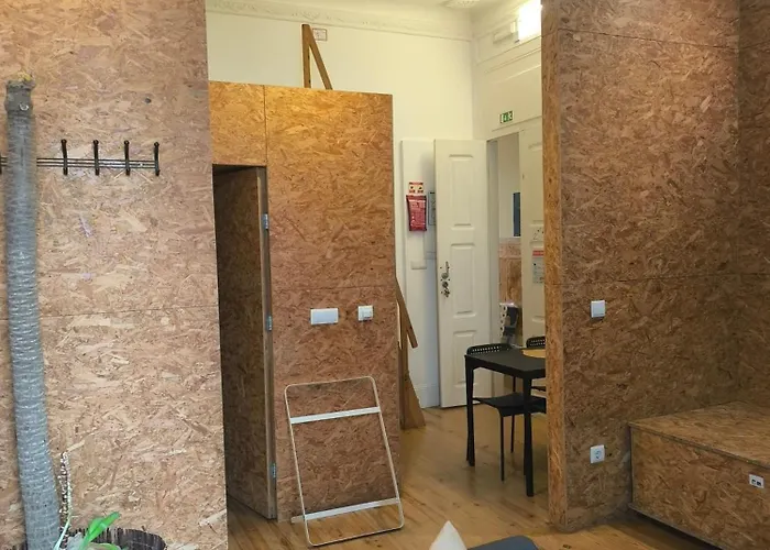 Train * אבאירו