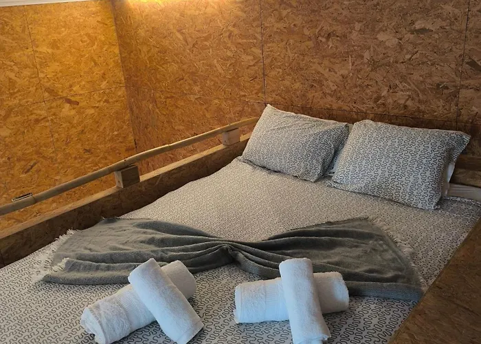 Train דירה אבאירו